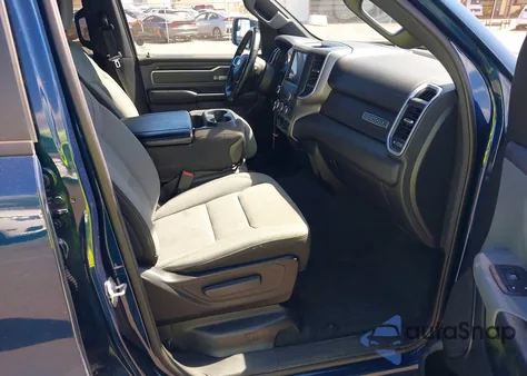 2023 Ram 1500 Big Horn 4X2 5'7 Box из США, поврежденный, VIN 1C6RREFG4PN560106